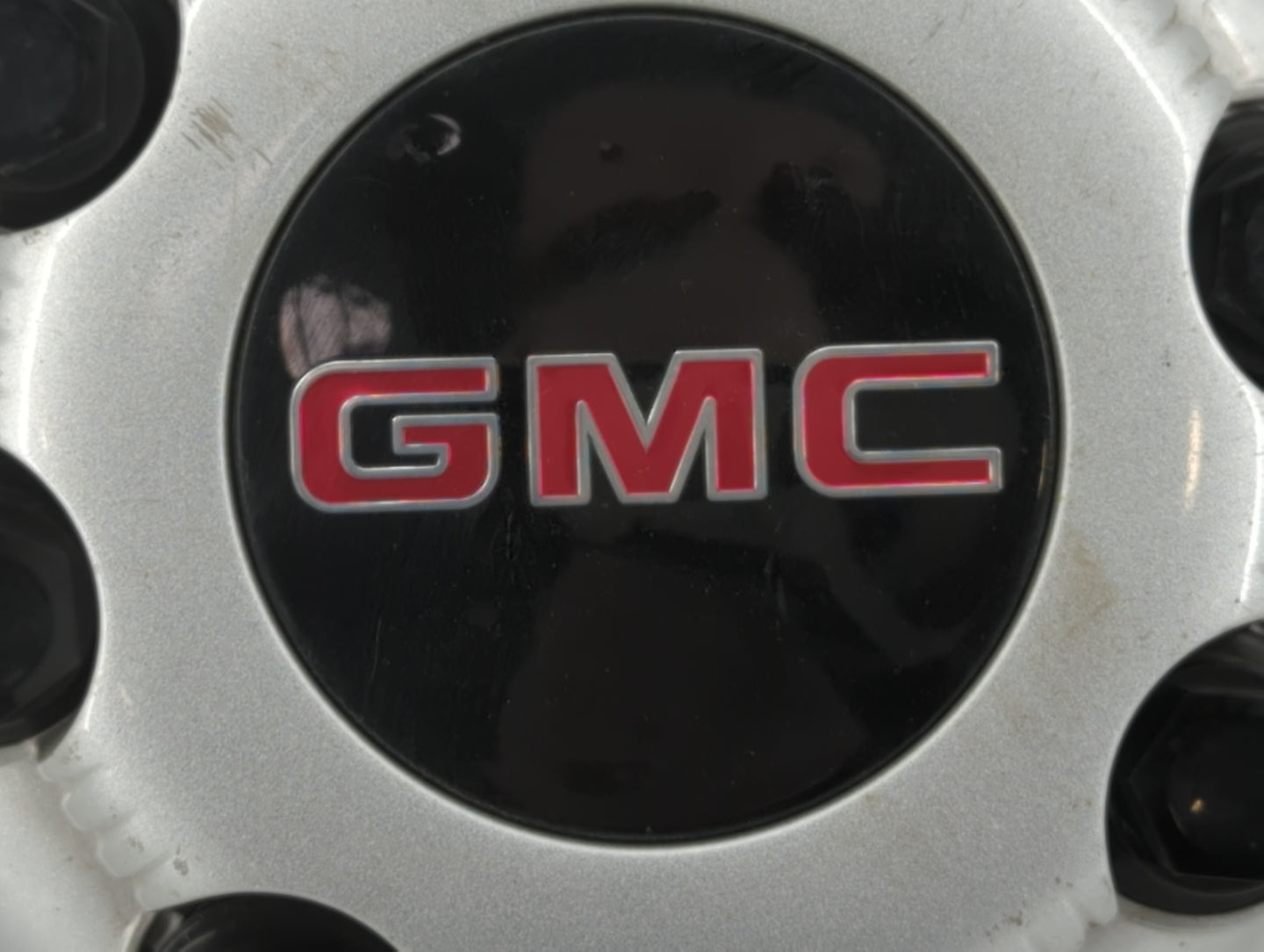 2017 Gmc Sierra 1500 Rim Wheel Center Cap - Oemusedautoparts1.com