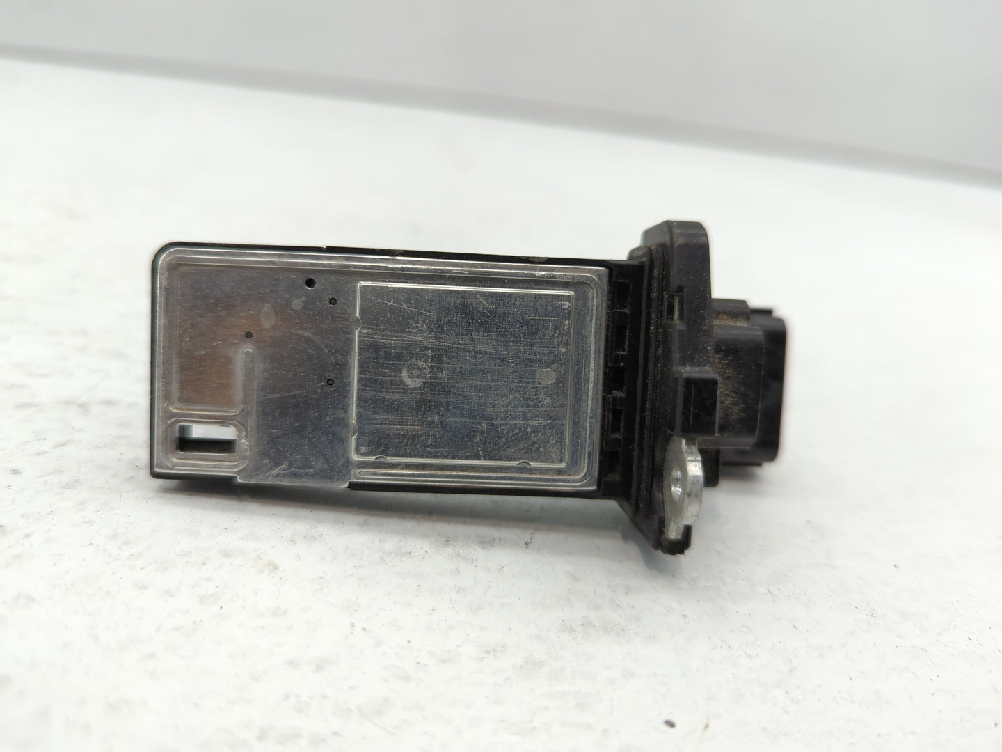 2014-2019 Gmc Sierra 1500 Mass Air Flow Meter Maf - Oemusedautoparts1.com