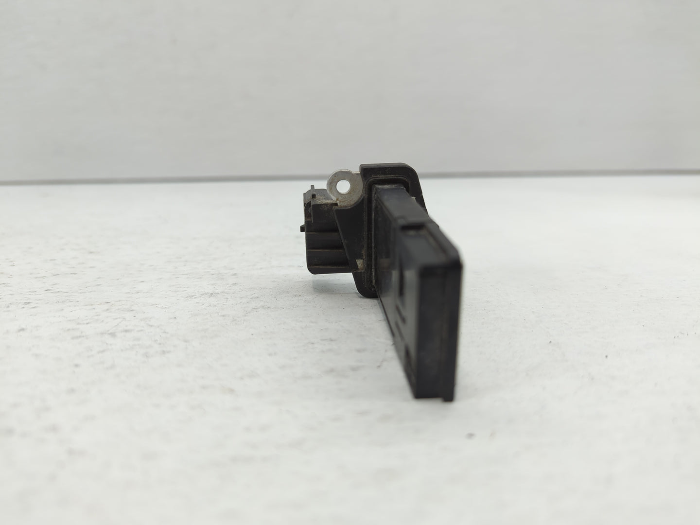 2014-2019 Gmc Sierra 1500 Mass Air Flow Meter Maf - Oemusedautoparts1.com