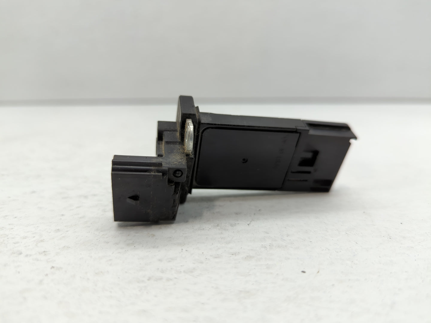 2014-2019 Gmc Sierra 1500 Mass Air Flow Meter Maf - Oemusedautoparts1.com