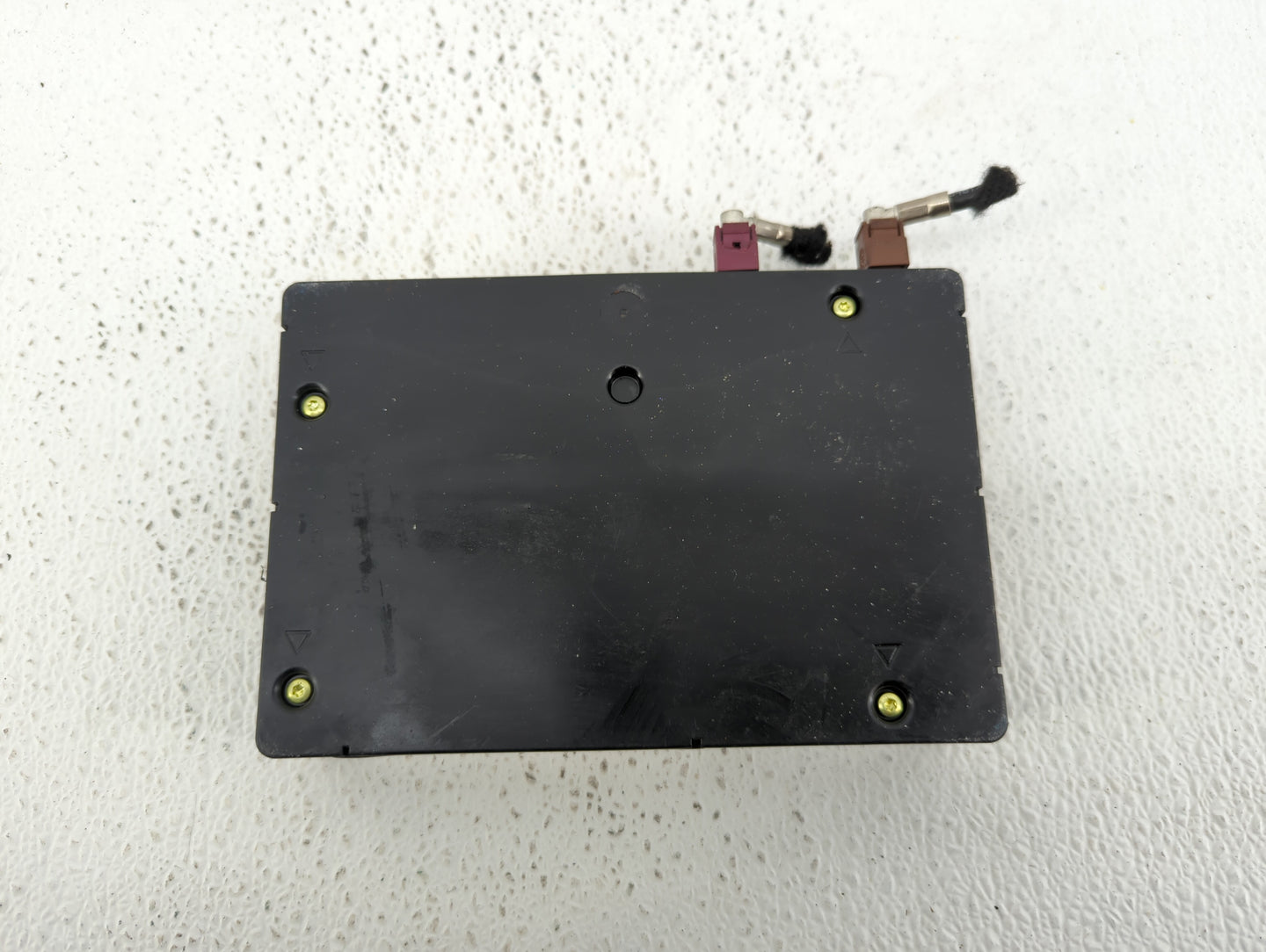 2017-2017 Gmc Sierra 1500 Chassis Control Module Ccm Bcm Body Control - Oemusedautoparts1.com