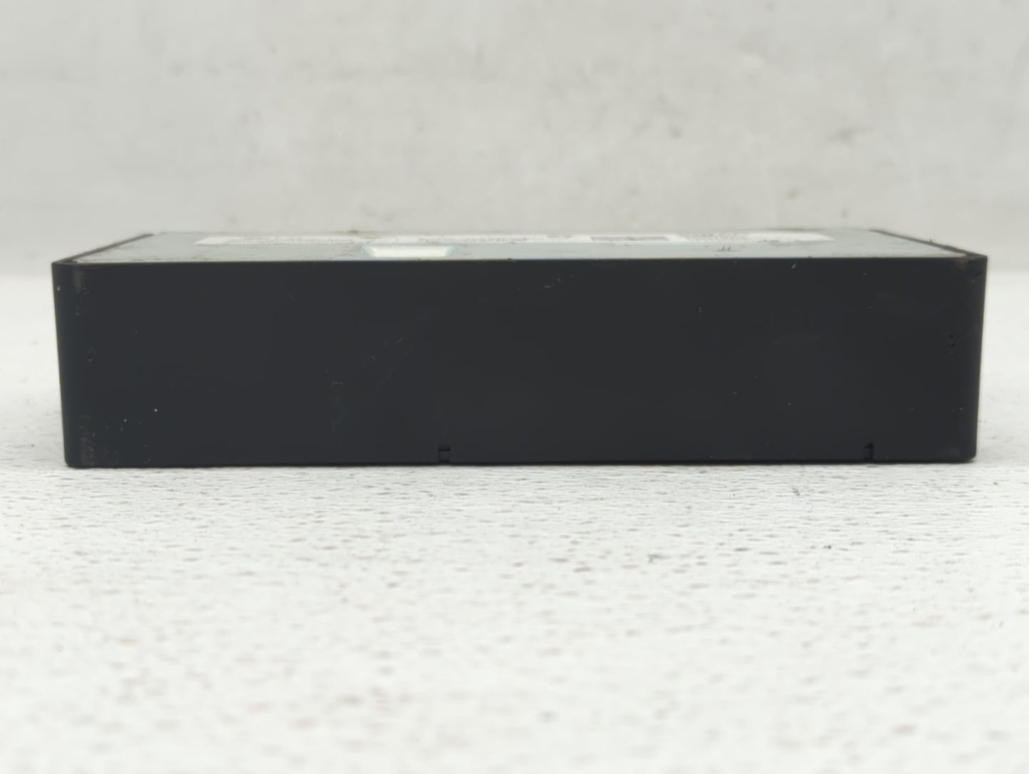 2017-2017 Gmc Sierra 1500 Chassis Control Module Ccm Bcm Body Control - Oemusedautoparts1.com