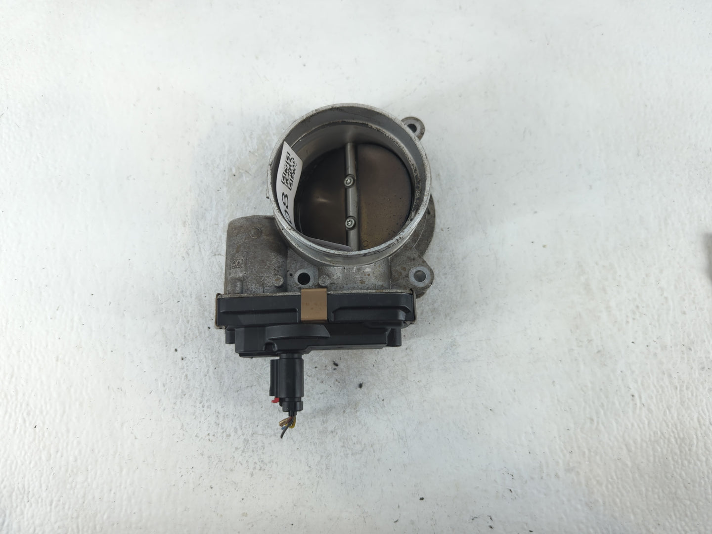 2014-2022 Gmc Sierra 1500 Throttle Body P/N:12678224 Fits Fits 2014 2015 2016 2017 2018 2019 2020 2021 2022 OEM Used Auto Pa