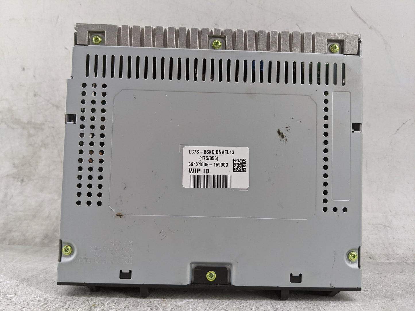 2017-2018 Gmc Sierra 2500 Radio AM FM Cd Player Receiver Replacement P/N:555343750 7310500000000X Fits Fits 2017 2018 2019 O