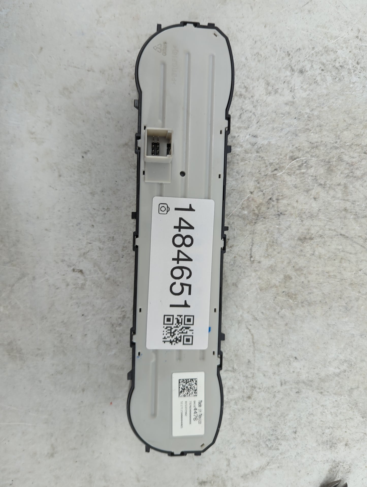 2015-2019 Gmc Sierra 2500 Climate Control Module Temperature AC/Heater Replacement P/N:84164476 815372982 Fits OEM Used Auto