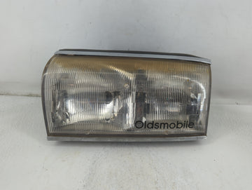 Gmc Sierra 2500 Driver Left Oem Head Light Headlight Lamp - Oemusedautoparts1.com