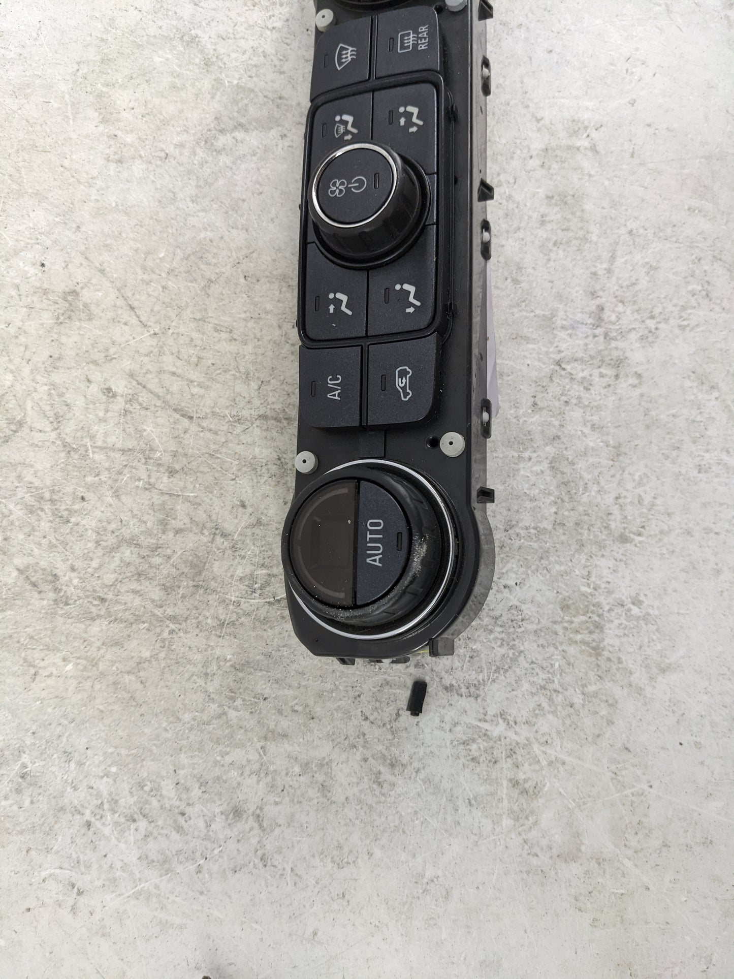 2017 Gmc Sierra 2500 Denali Climate Control Module Temperature AC/Heater Replacement P/N:8425 8726, 737026, 815372982 Fits O