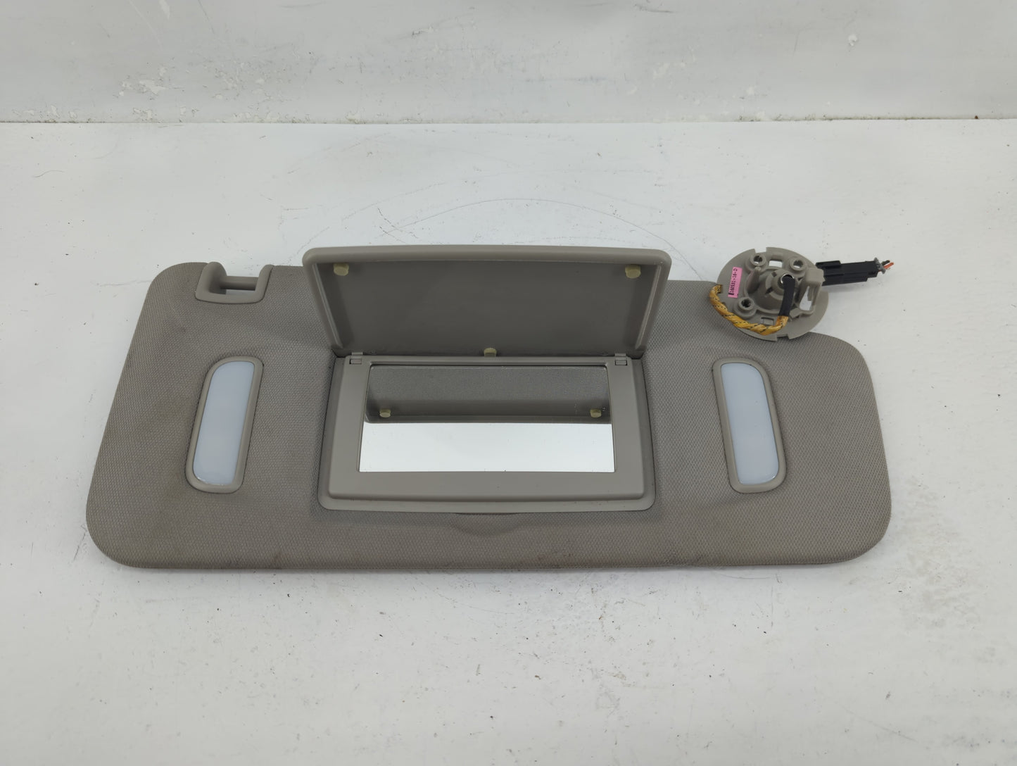 2010-2017 Gmc Terrain Sun Visor Shade Replacement Passenger Right Mirror Fits Fits 2010 2011 2012 2013 2014 2015 2016 2017 O