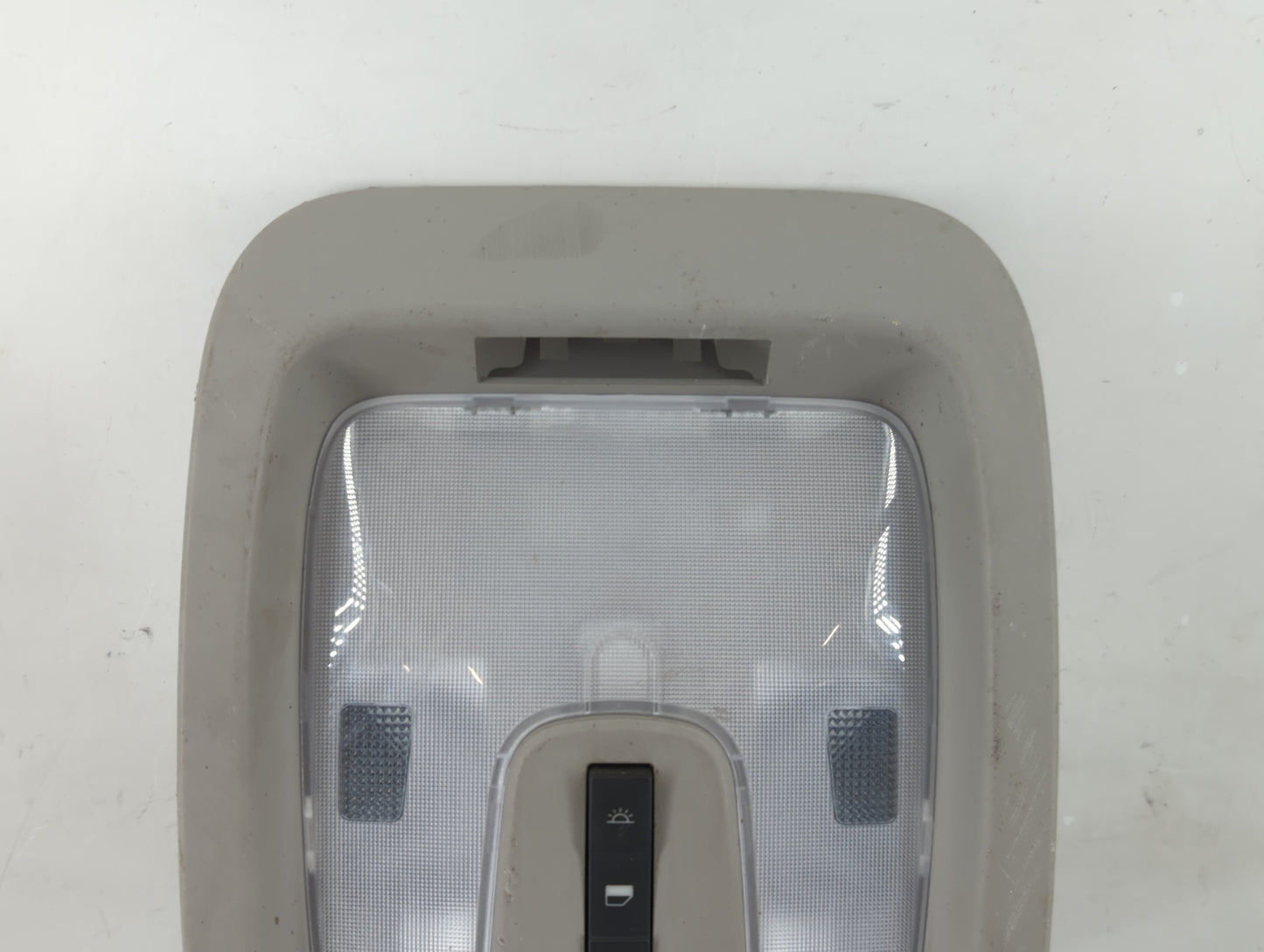 2016-2017 Gmc Terrain Overhead Roof Console Interior Dome Light Grey - Oemusedautoparts1.com