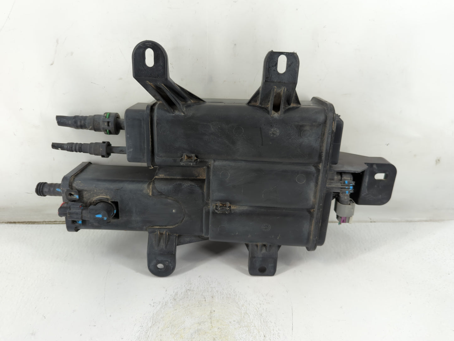 2017 Gmc Terrain Fuel Vapor Charcoal Canister - Oemusedautoparts1.com