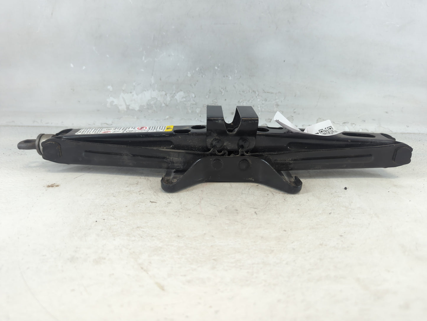 2017 Gmc Terrain Spare Scissor Car Jack - Oemusedautoparts1.com