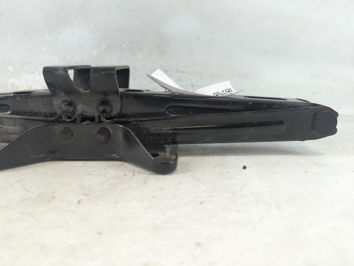 2017 Gmc Terrain Spare Scissor Car Jack - Oemusedautoparts1.com