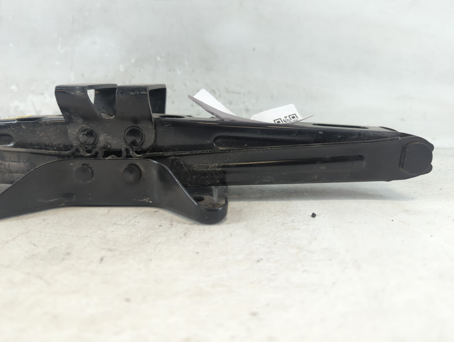 2017 Gmc Terrain Spare Scissor Car Jack - Oemusedautoparts1.com