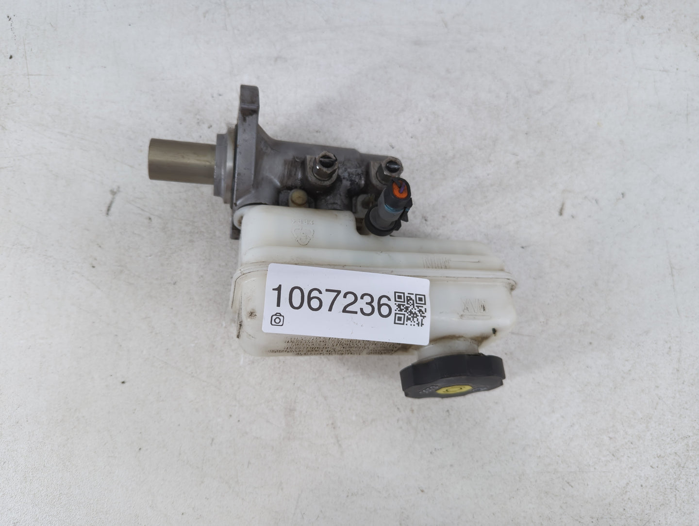 2011-2017 Gmc Terrain Brake Master Cylinder - Oemusedautoparts1.com