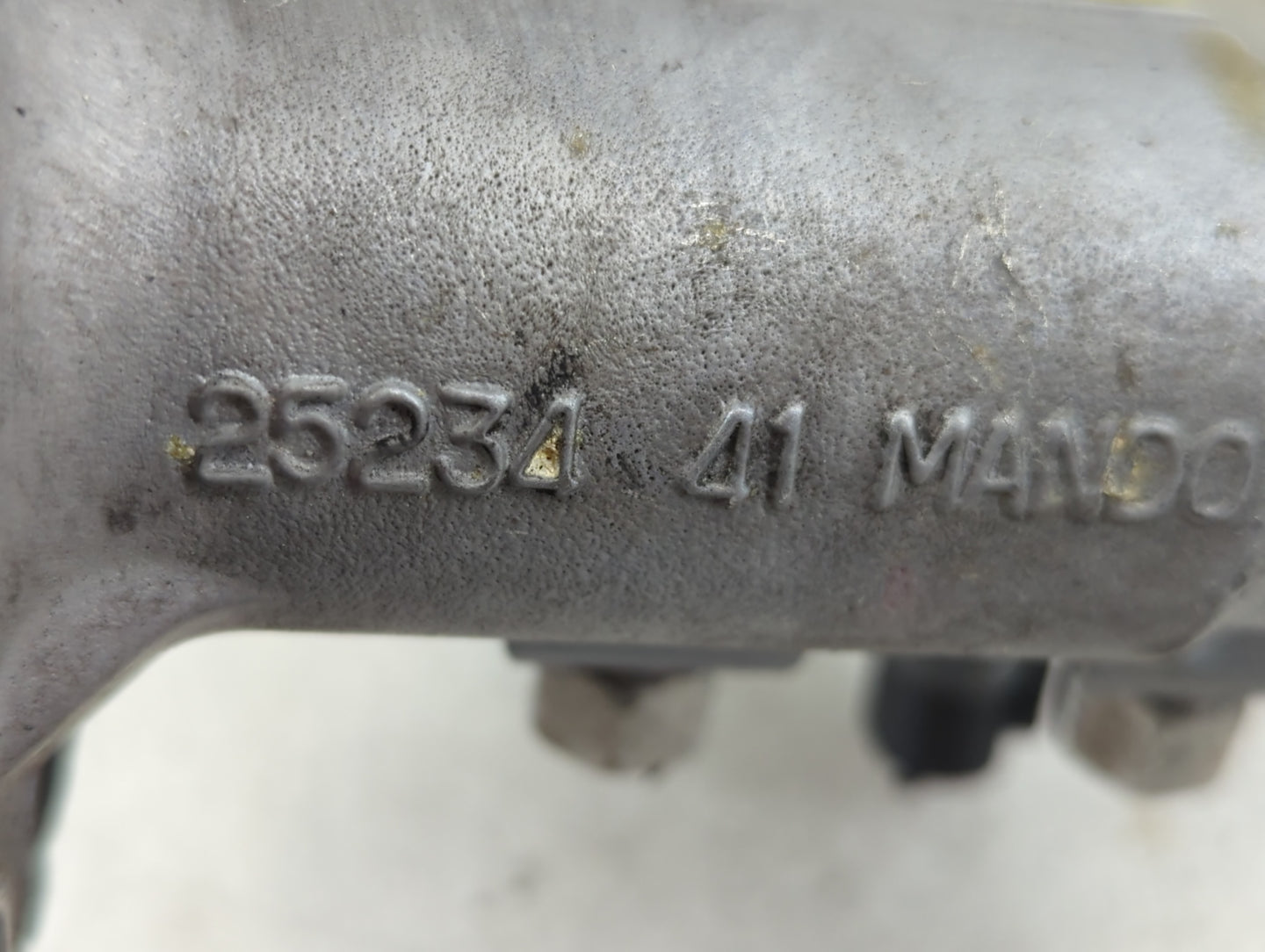 2011-2017 Gmc Terrain Brake Master Cylinder - Oemusedautoparts1.com