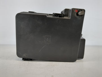 2016-2017 Gmc Terrain Fusebox Fuse Box Panel Relay Module P/N:84080470 Fits Fits 2016 2017 OEM Used Auto Parts - Oemusedauto