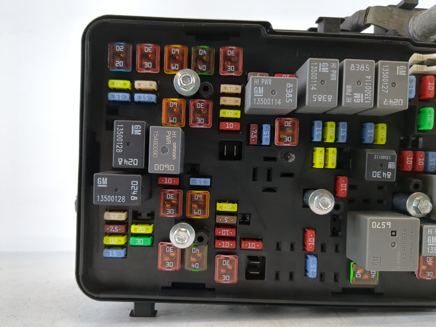 2016-2017 Gmc Terrain Fusebox Fuse Box Panel Relay Module P/N:84080470 Fits Fits 2016 2017 OEM Used Auto Parts - Oemusedauto