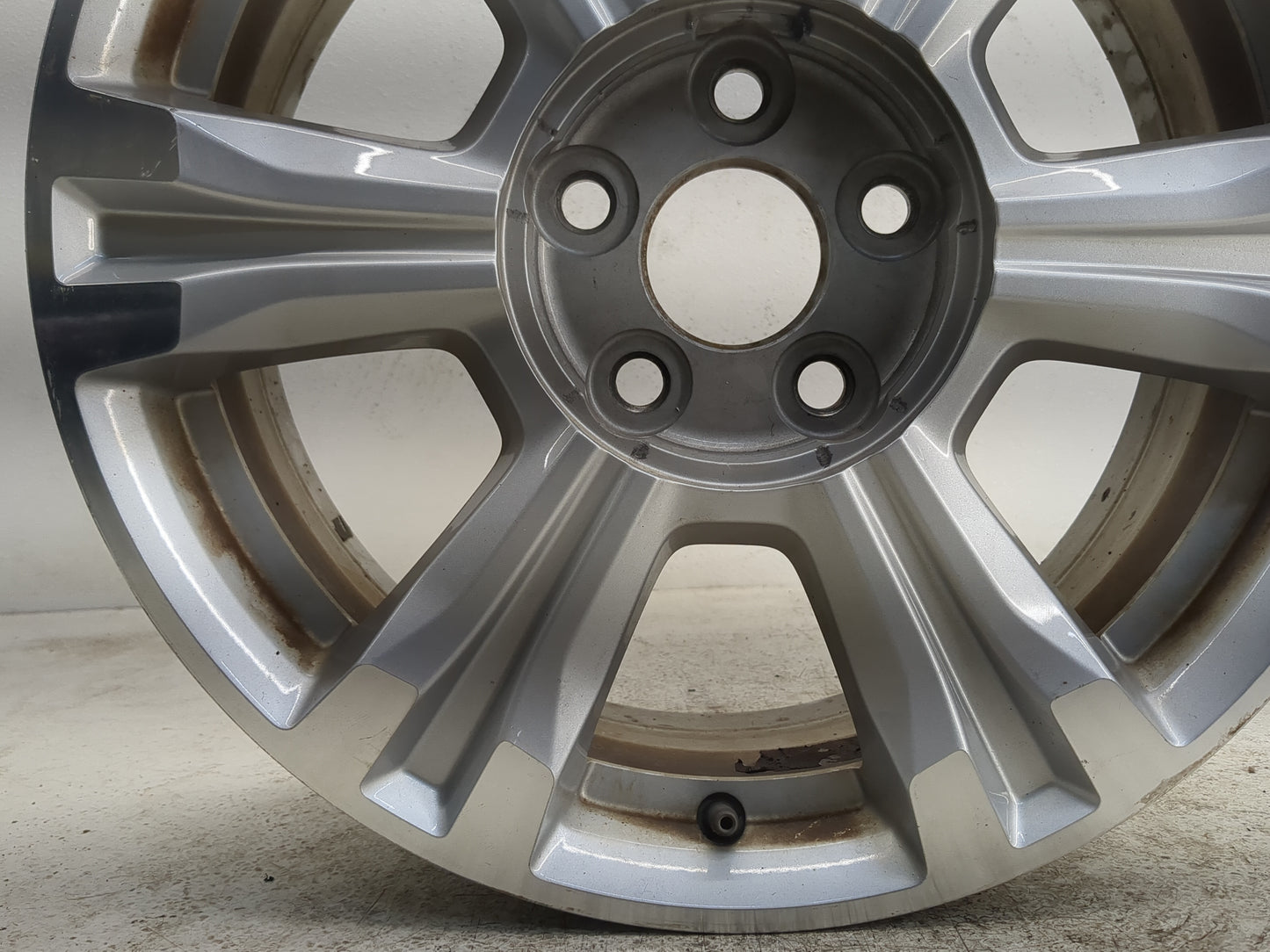 2014-2017 Gmc Terrain Oem Wheel Rim - Oemusedautoparts1.com