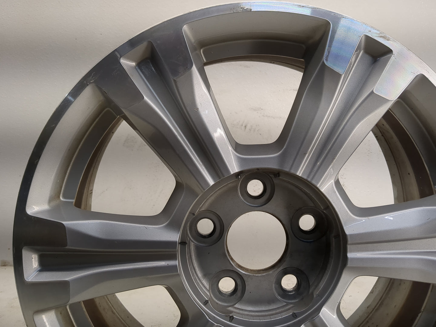 2014-2017 Gmc Terrain Oem Wheel Rim 1127768 - Oemusedautoparts1.com