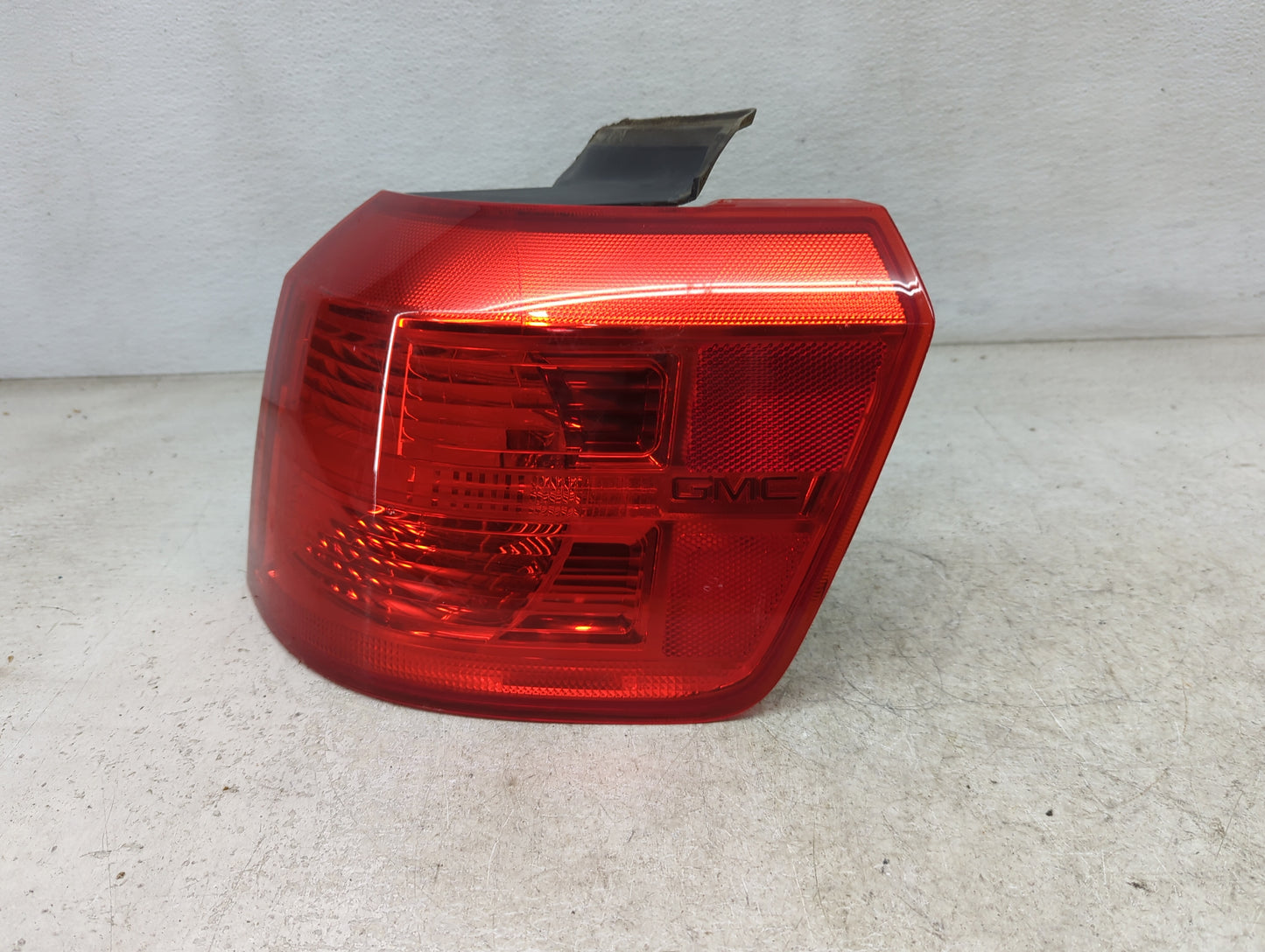 2010-2017 Gmc Terrain Tail Light Assembly Passenger Right OEM Fits Fits 2010 2011 2012 2013 2014 2015 2016 2017 OEM Used Aut