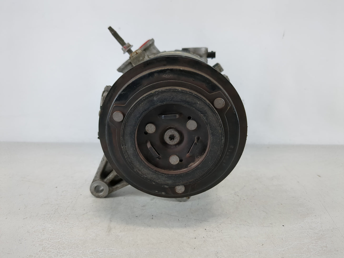 2016-2017 Gmc Terrain Air Conditioning A/c Ac Compressor Oem - Oemusedautoparts1.com