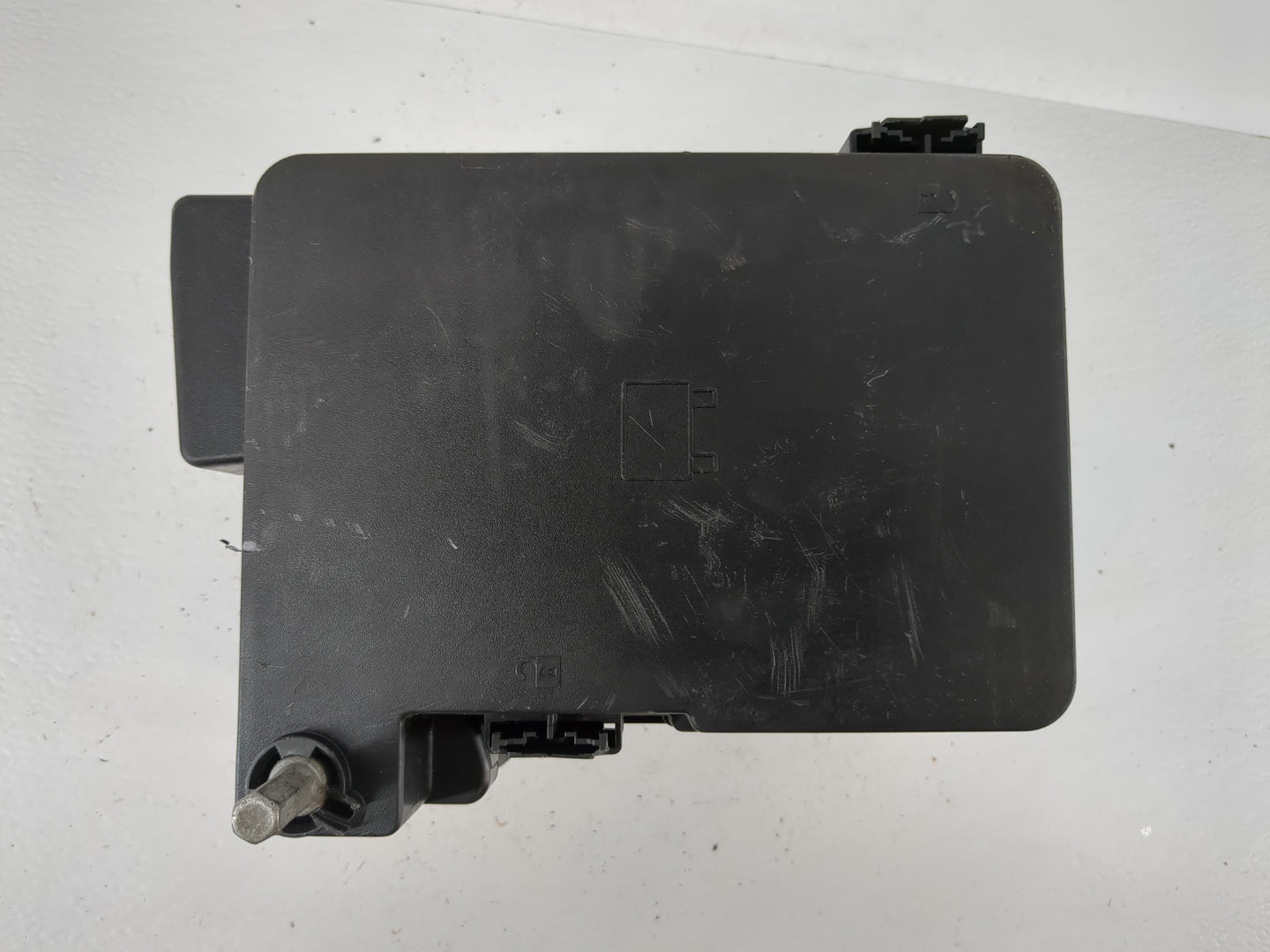 2017 Gmc Terrain Fusebox Fuse Box Panel Relay Module P/N:84080470 Fits OEM Used Auto Parts - Oemusedautoparts1.com