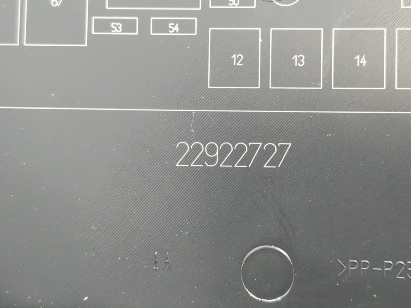 2017 Gmc Terrain Fusebox Fuse Box Panel Relay Module P/N:84080470 Fits OEM Used Auto Parts - Oemusedautoparts1.com