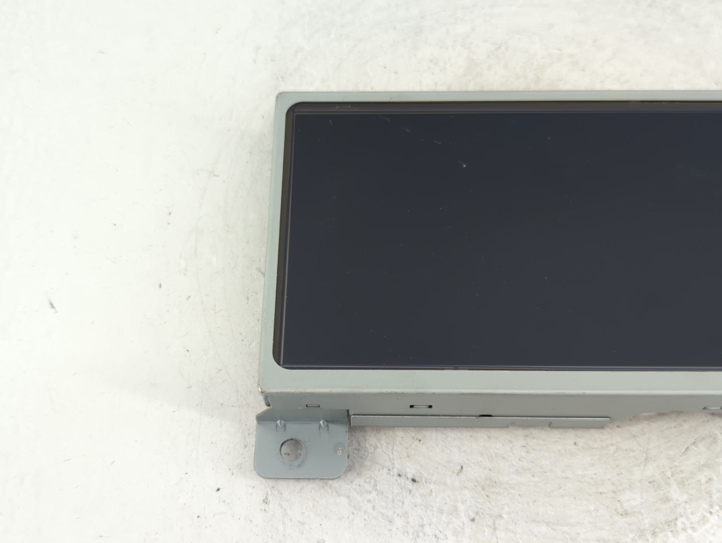 2017 Gmc Terrain Radio AM FM Cd Player Receiver Replacement P/N:22807201 Fits OEM Used Auto Parts - Oemusedautoparts1.com