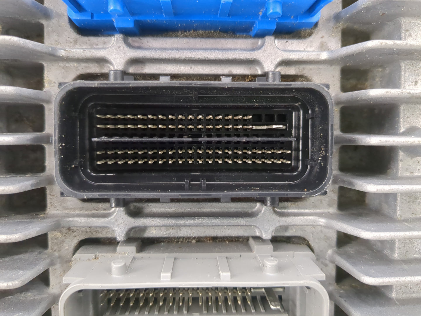 2017 Gmc Terrain PCM Engine Control Computer ECU ECM PCU OEM P/N:E39A 12667189 Fits Fits 2018 2019 2020 OEM Used Auto Parts 
