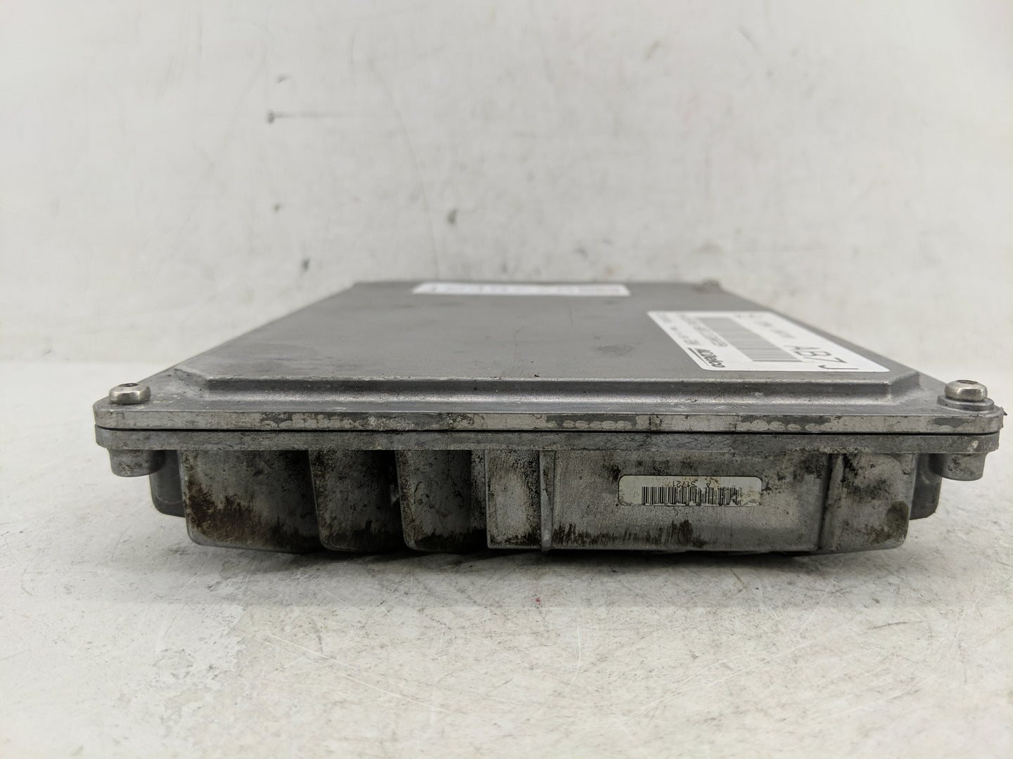 2017 Gmc Terrain PCM Engine Control Computer ECU ECM PCU OEM P/N:E39A 12667189 Fits Fits 2018 2019 2020 OEM Used Auto Parts 