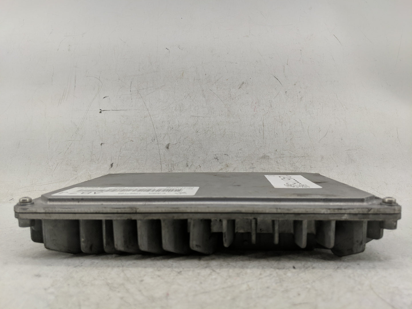 2017 Gmc Terrain PCM Engine Control Computer ECU ECM PCU OEM P/N:E39A 12667189 Fits Fits 2018 2019 2020 OEM Used Auto Parts 