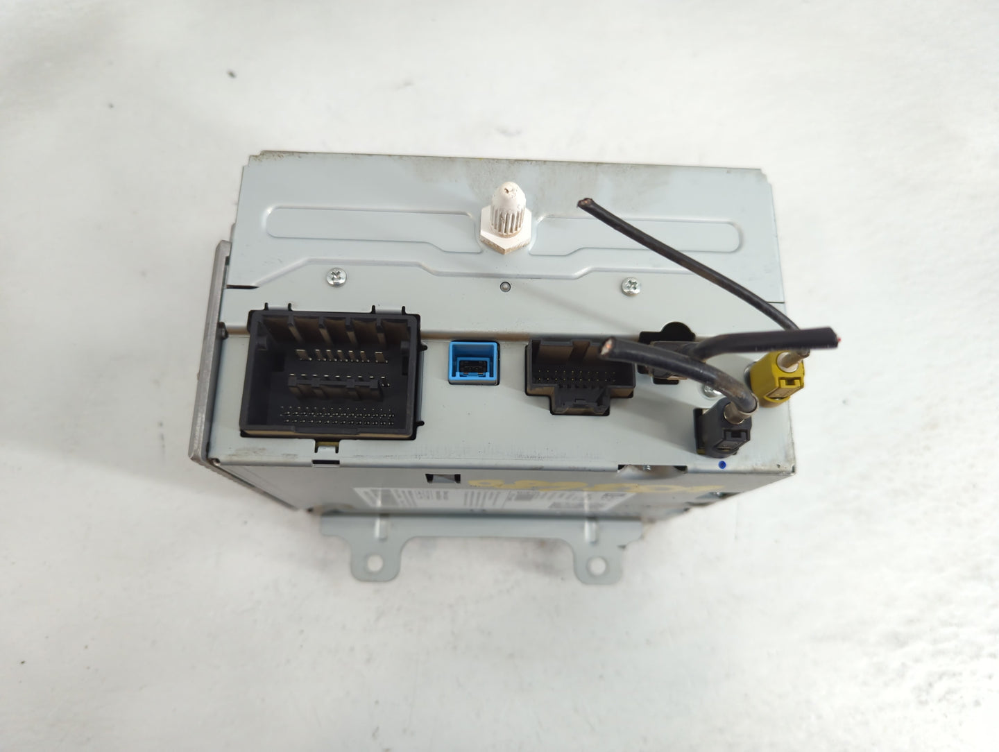 2017 Gmc Terrain Radio AM FM Cd Player Receiver Replacement P/N:84064076 Fits OEM Used Auto Parts - Oemusedautoparts1.com