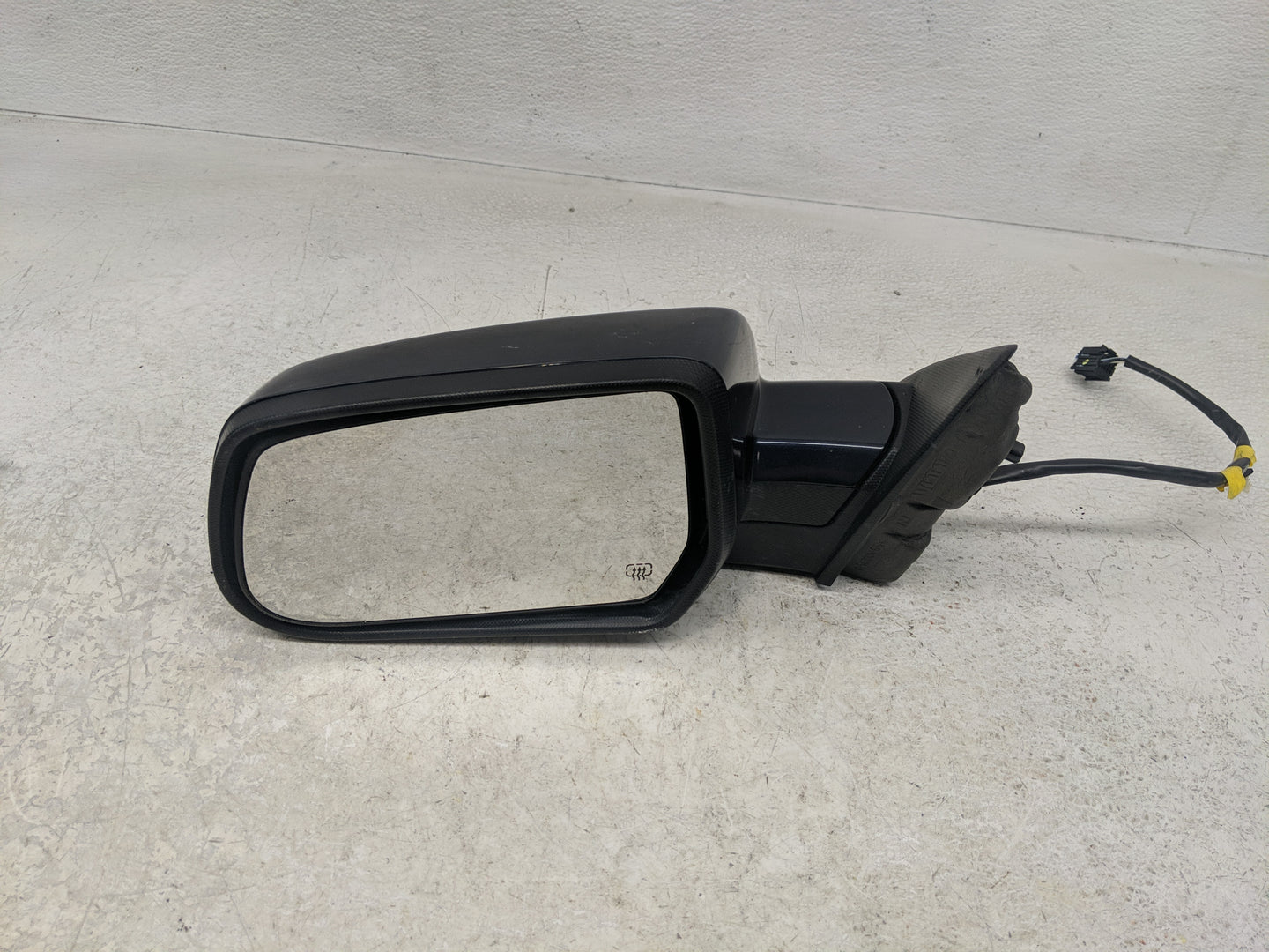 2015-2017 Gmc Terrain Driver Side View Mirror - Left Door Mirror OEM Used - Oemusedautoparts1.com