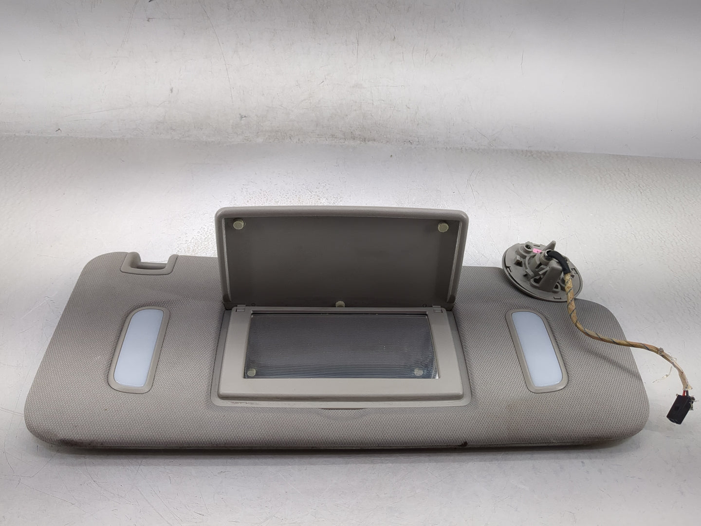 2010-2017 Gmc Terrain Sun Visor Shade Replacement Passenger Right Mirror Fits Fits 2010 2011 2012 2013 2014 2015 2016 2017 O