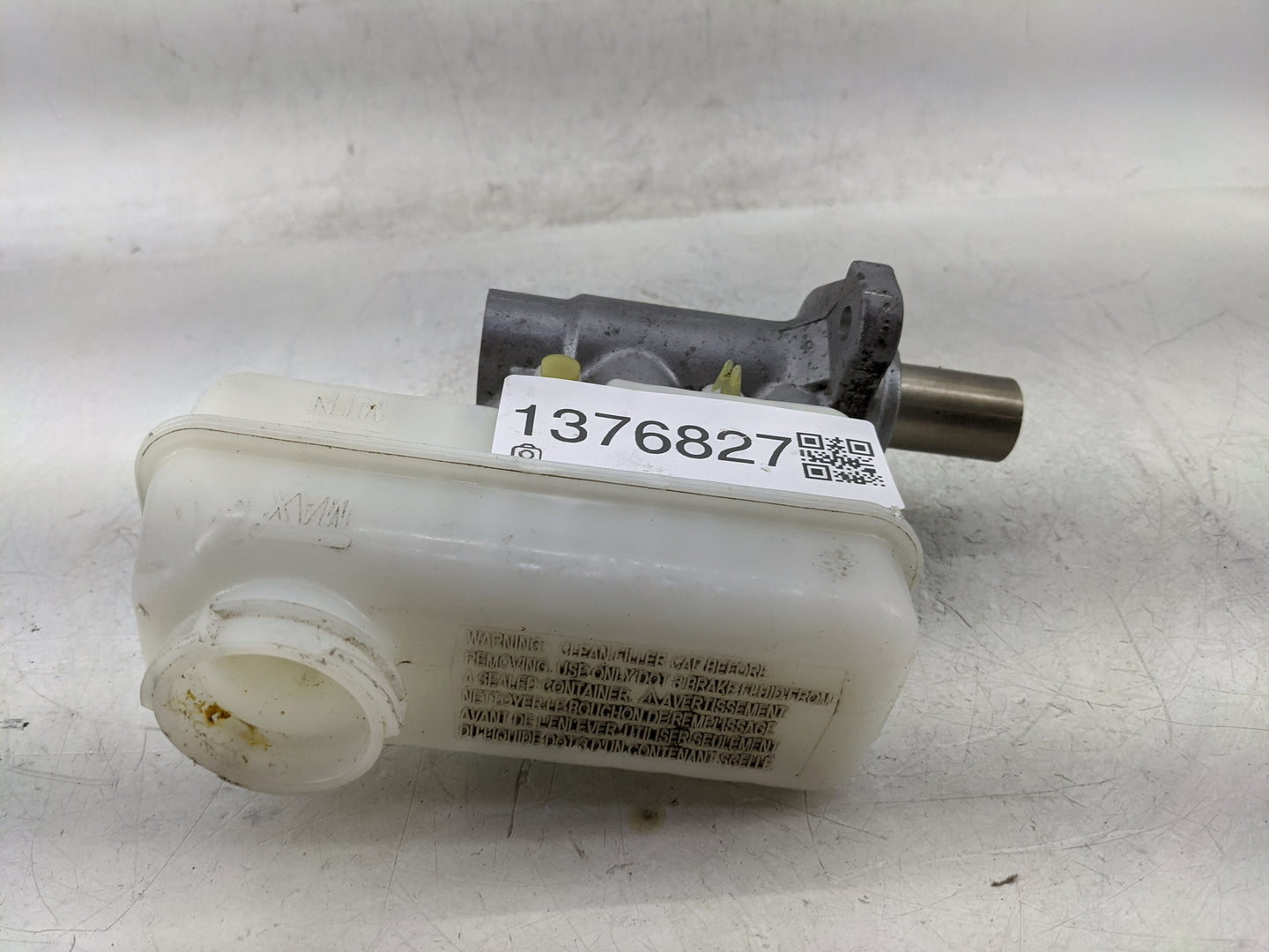 2011-2017 Gmc Terrain Brake Master Cylinder 1376827 - Oemusedautoparts1.com
