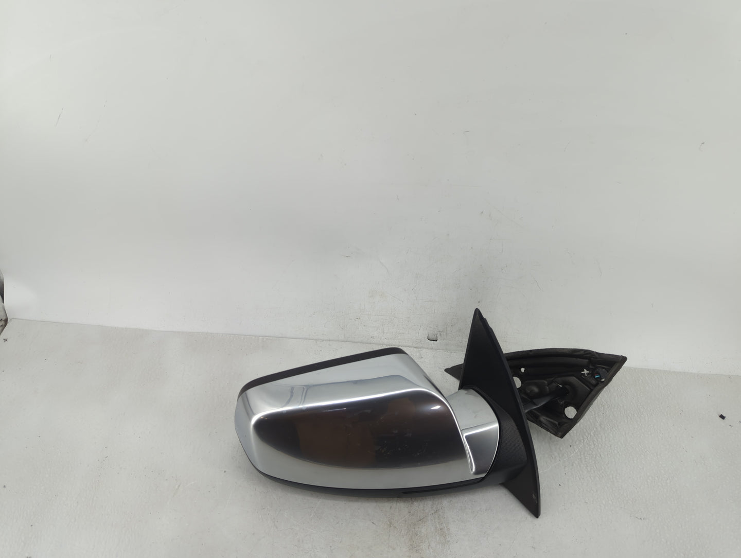 2016-2017 Gmc Terrain Passenger Side View Mirror - Right Door Mirror OEM Used - Oemusedautoparts1.com