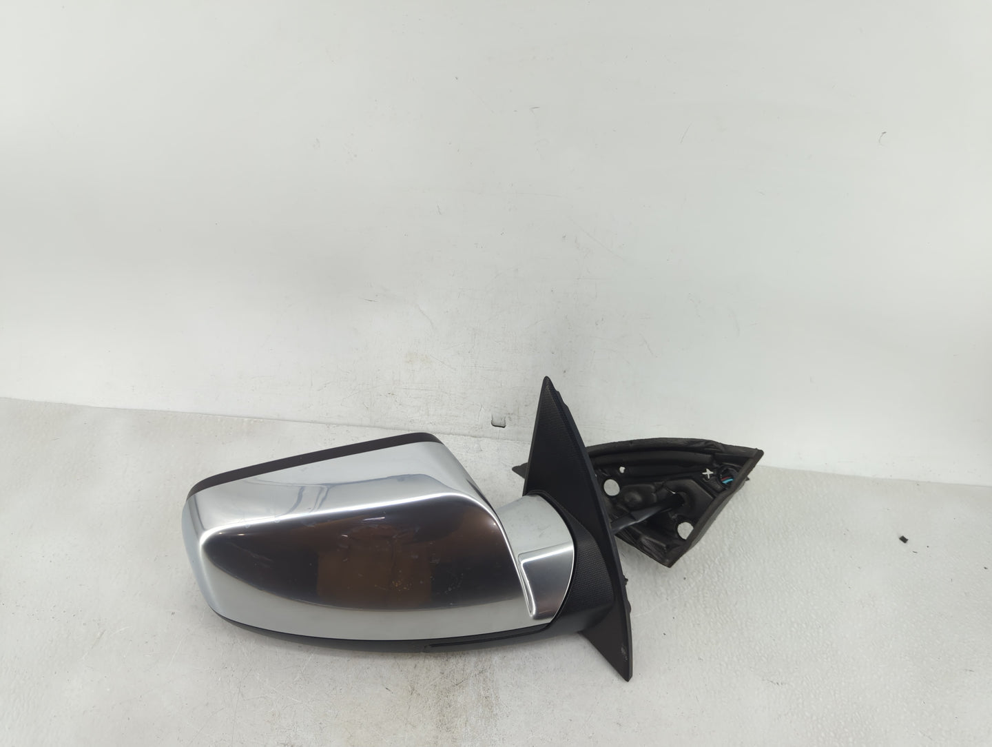 2016-2017 Gmc Terrain Passenger Side View Mirror - Right Door Mirror OEM Used - Oemusedautoparts1.com