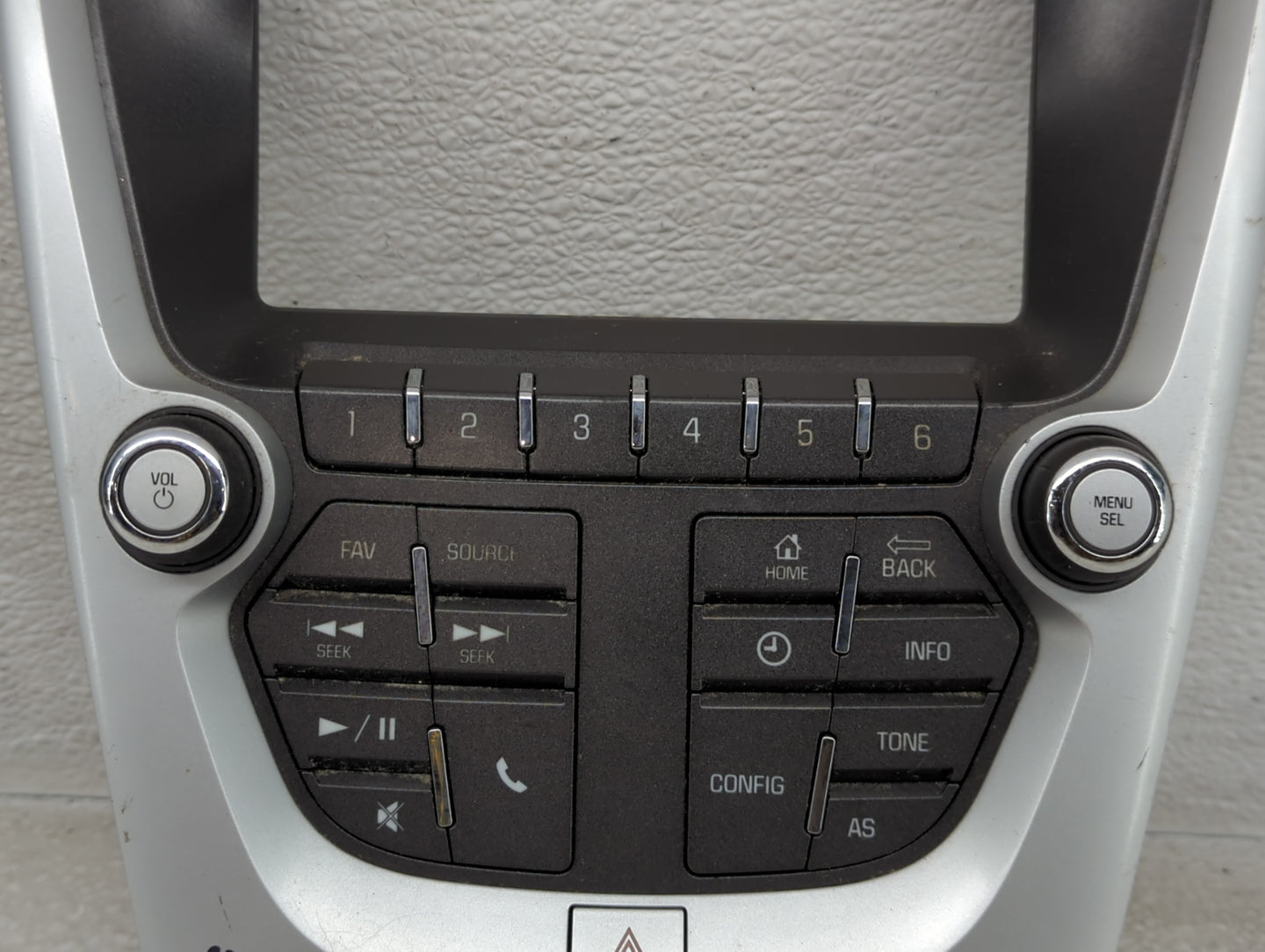 2016-2017 Gmc Terrain Radio AM FM Cd Player Receiver Replacement P/N:84096684 Fits Fits 2016 2017 OEM Used Auto Parts - Oemu