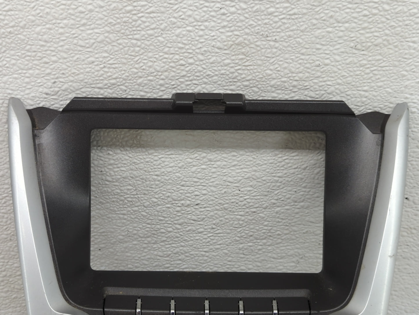 2016-2017 Gmc Terrain Radio AM FM Cd Player Receiver Replacement P/N:84096684 Fits Fits 2016 2017 OEM Used Auto Parts - Oemu