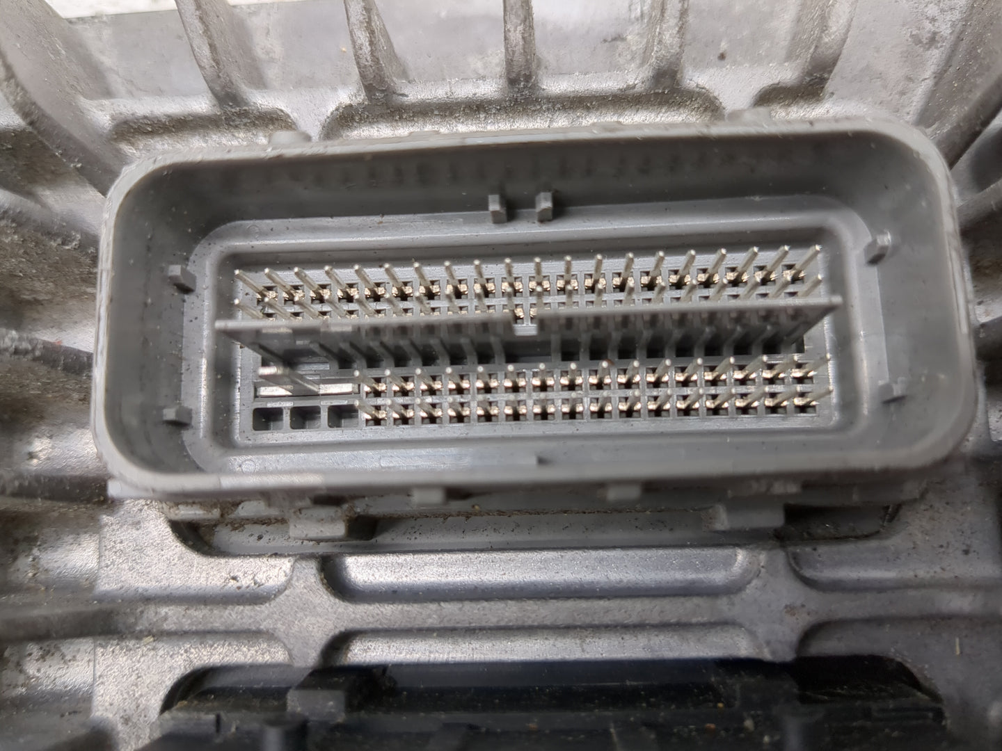 2017 Gmc Terrain PCM Engine Control Computer ECU ECM PCU OEM P/N:12670801 Fits Fits 2018 2019 2020 OEM Used Auto Parts - Oem