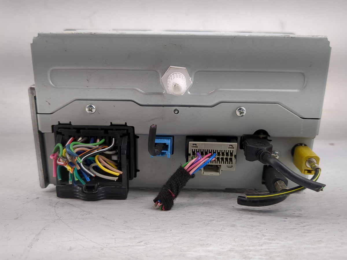 2016-2017 Gmc Terrain Radio AM FM Cd Player Receiver Replacement P/N:84064076 Fits 2016 2017 OEM Used Auto Parts - Oemusedau