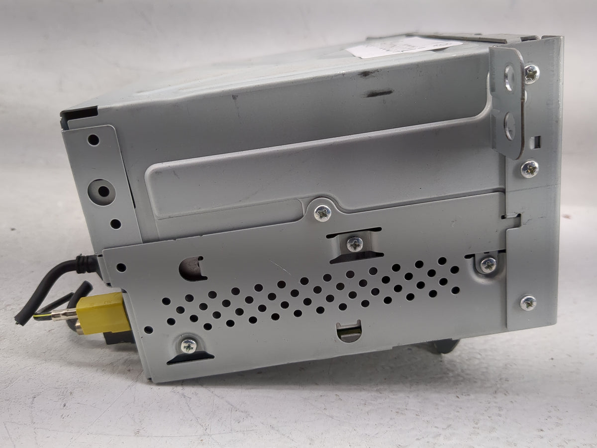2016-2017 Gmc Terrain Radio AM FM Cd Player Receiver Replacement P/N:84064076 Fits 2016 2017 OEM Used Auto Parts - Oemusedau