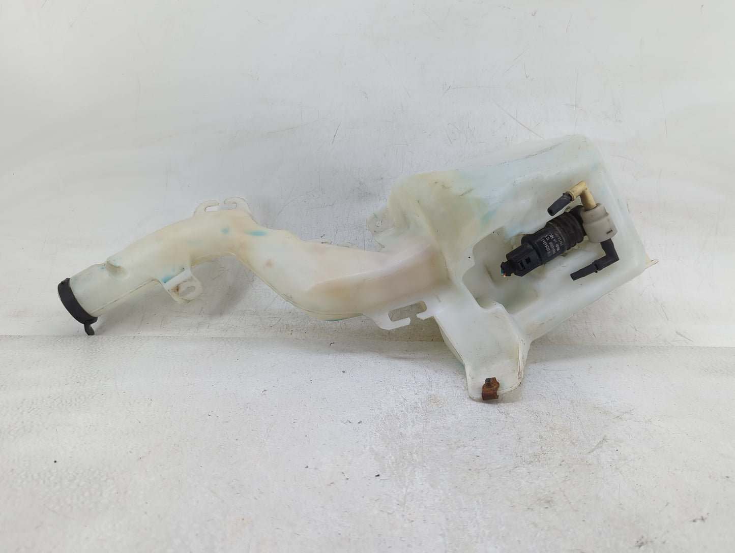 2017-2017 Gmc Terrain Windshield Washer Fluid Reservoir Bottle Oem - Oemusedautoparts1.com