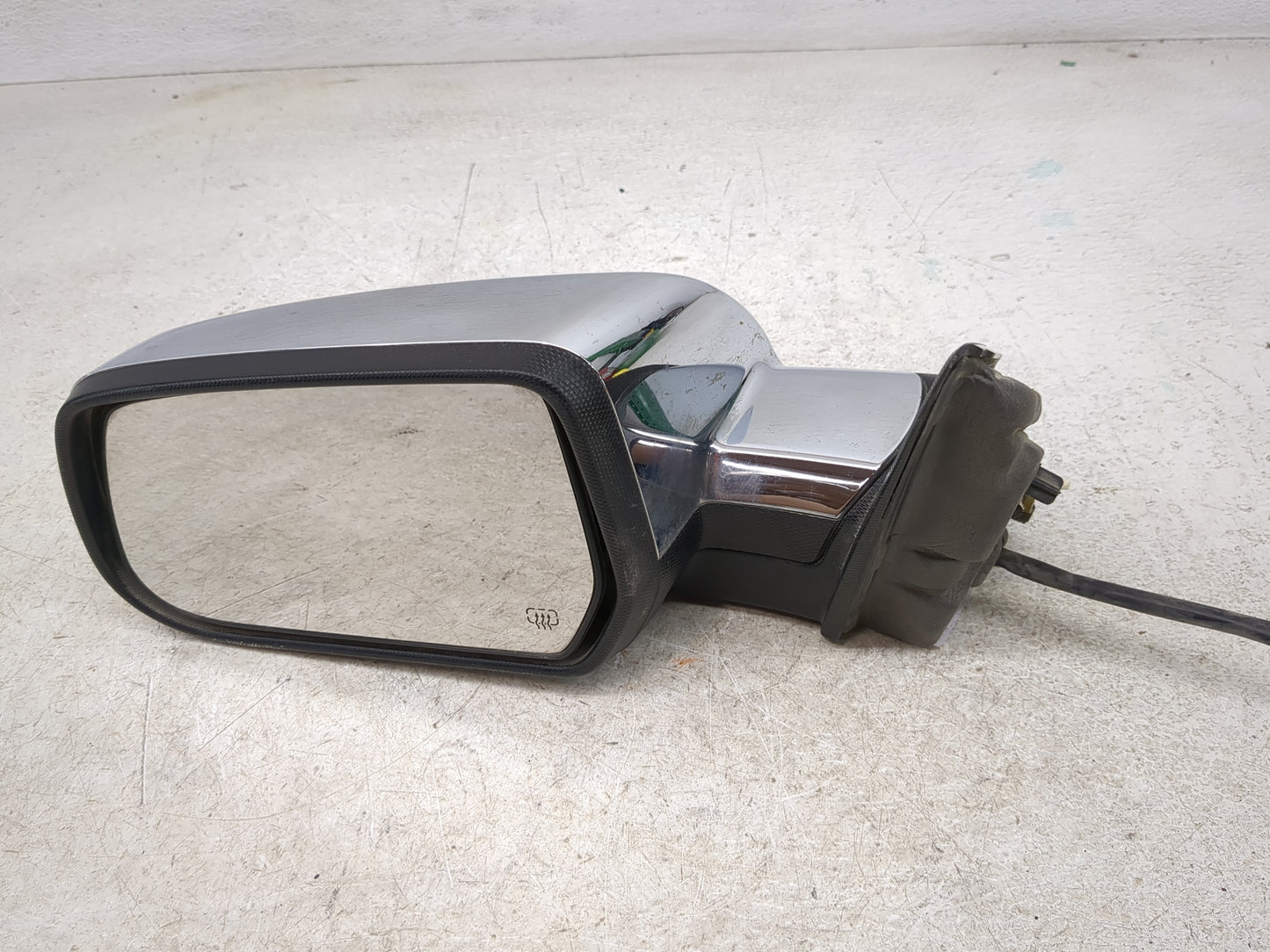 2015-2017 Gmc Terrain Driver Side View Mirror - Left Door Mirror OEM Used - Oemusedautoparts1.com
