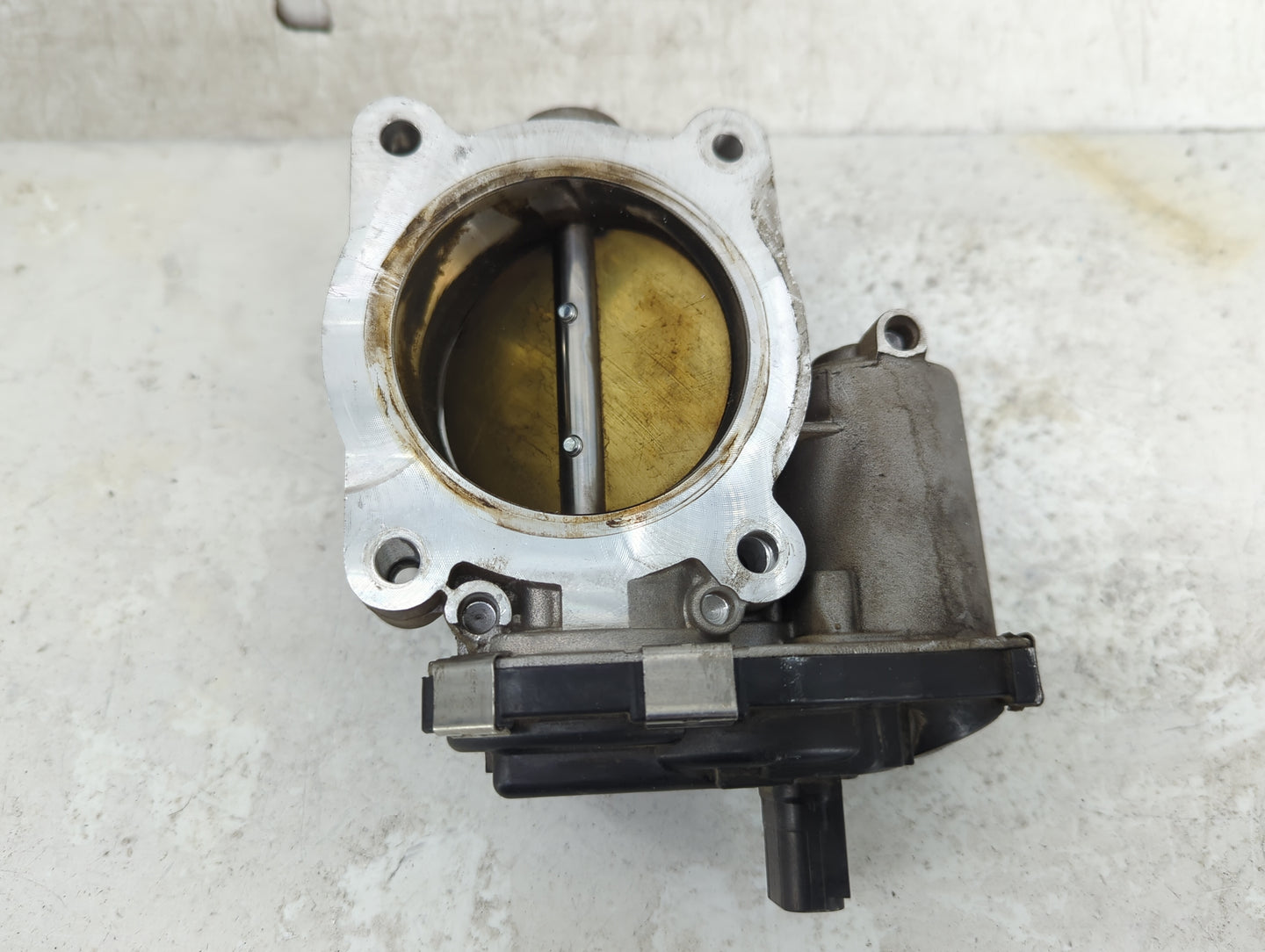 2016-2017 Gmc Terrain Throttle Body P/N:12632101CA Fits Fits 2016 2017 OEM Used Auto Parts - Oemusedautoparts1.com