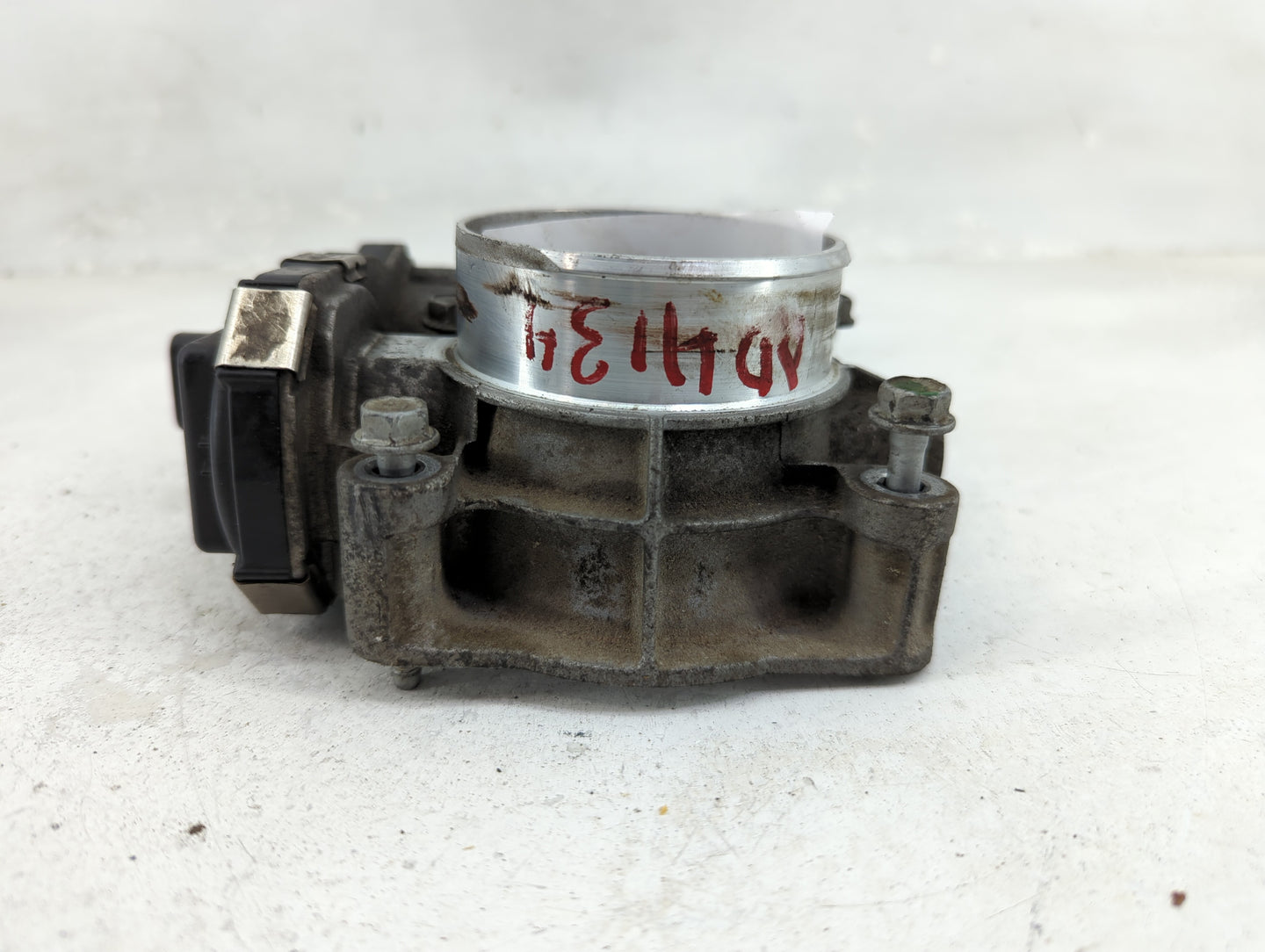 2016-2017 Gmc Terrain Throttle Body P/N:12632101CA Fits Fits 2016 2017 OEM Used Auto Parts - Oemusedautoparts1.com