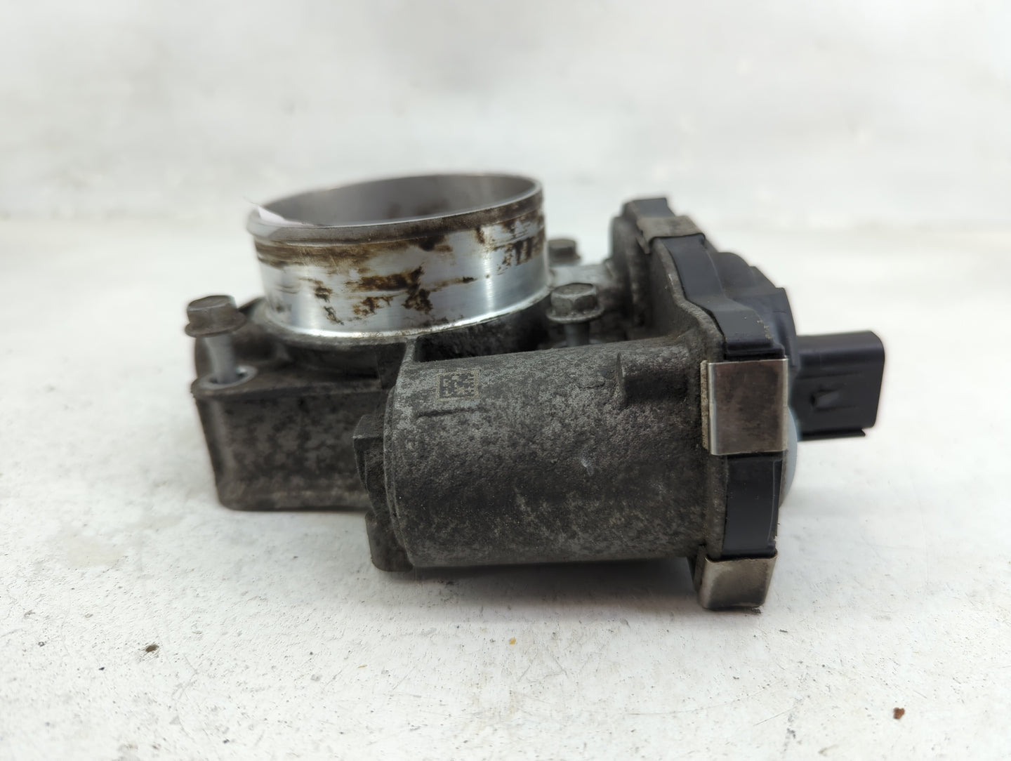 2016-2017 Gmc Terrain Throttle Body P/N:12632101CA Fits Fits 2016 2017 OEM Used Auto Parts - Oemusedautoparts1.com