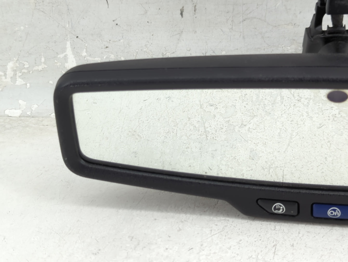 2010-2017 Gmc Terrain Interior Rear View Mirror Replacement OEM P/N:13584893 Fits OEM Used Auto Parts - Oemusedautoparts1.co
