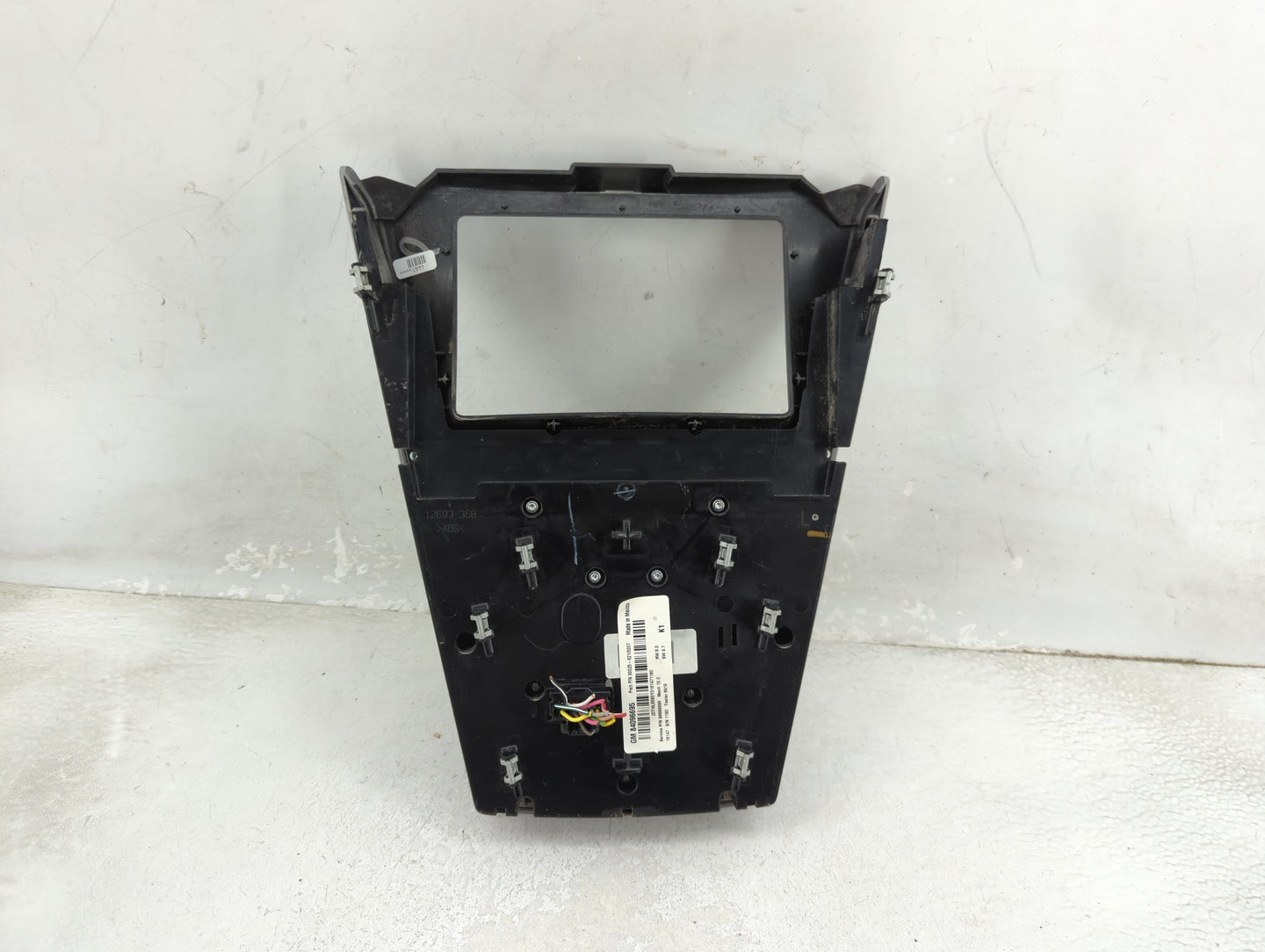 2016-2017 Gmc Terrain Radio Control Panel - Oemusedautoparts1.com