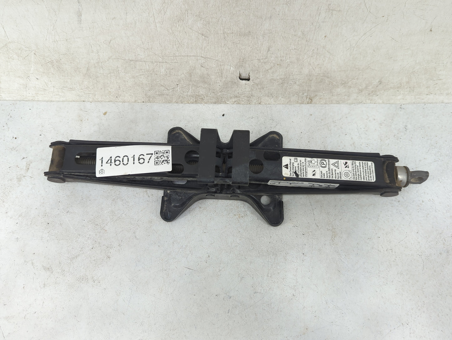 2017 Gmc Terrain Spare Scissor Car Jack 1460167 - Oemusedautoparts1.com